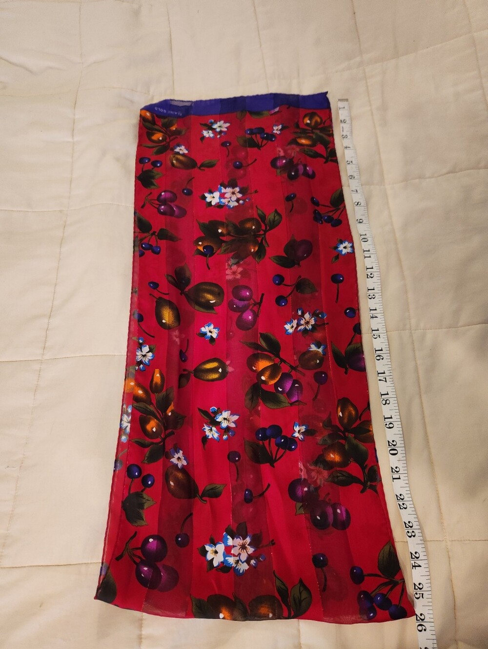 Elaine Gold Scarf, Women's Red Floral Berries Print Sheer 52 By 11 Inches EUC